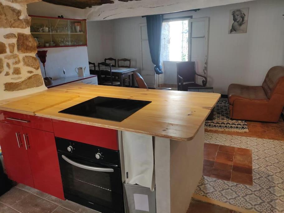 Vilata A Dans Les Corbieres Sauvages
